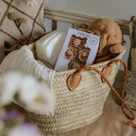 Σετ πιπίλας FRIGG Floral heart Blush (4-pack) baby box