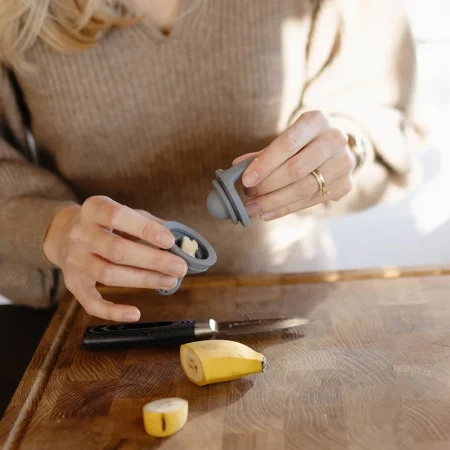 Τροφοδότης φαγητού Mushie babybox.gr