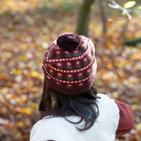 Πλεκτό Σκουφάκι από Βιολογικό Βαμβάκι Little Green Radicals Collecting Flowers itsababybox.gr